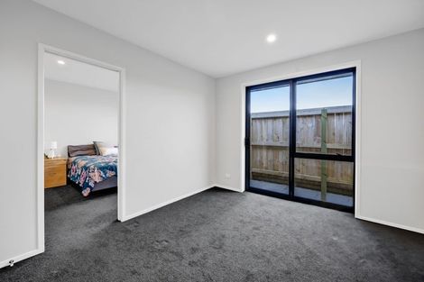 Photo of property in 8 Wheki Lane, Inglewood, 4330