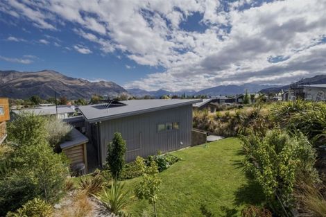 Photo of property in 5 Mohua Mews, Wanaka, 9305