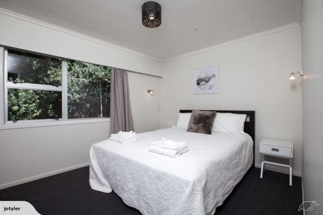 Photo of property in 14 Leatham Avenue, Strandon, New Plymouth, 4312