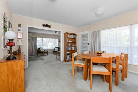 Photo of property in 49 Avondale Road, Taradale, Napier, 4112