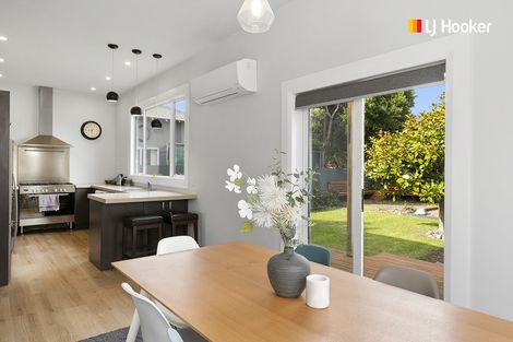 Photo of property in 23 Hargest Crescent, Saint Kilda, Dunedin, 9012