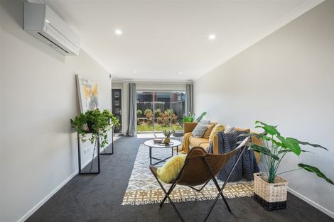 Photo of property in 8 Tieke Lane, Kenepuru, Porirua, 5022