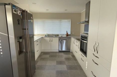 Photo of property in 37 Nicholas Road, Somerville, Auckland, 2014