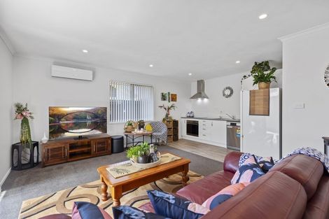 Photo of property in 11 Crest Way, Papamoa, 3118