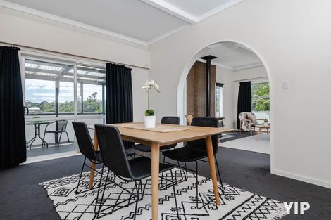 Photo of property in 10 Black Rock Road, Newlands, Wellington, 6037