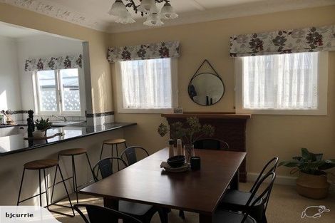 Photo of property in 42 Dahlia Street, Palmerston North, 4410