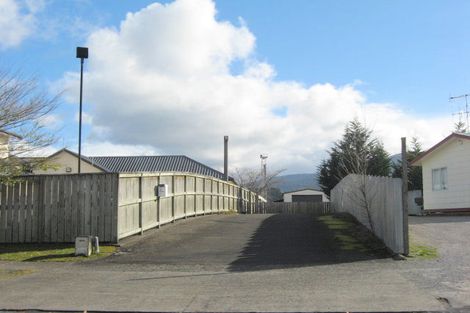 Photo of property in 5 Te Rangitautahanga Road, Turangi, 3334