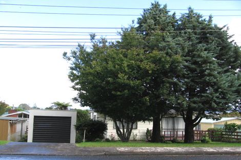 Photo of property in 139 Vodanovich Road, Te Atatu South, Auckland, 0610