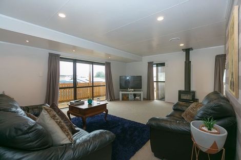 Photo of property in 121 Parklands Avenue, Bell Block, New Plymouth, 4312