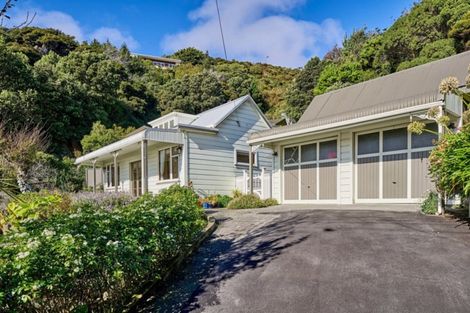 Photo of property in 88 Paremata Road, Paremata, Porirua, 5024