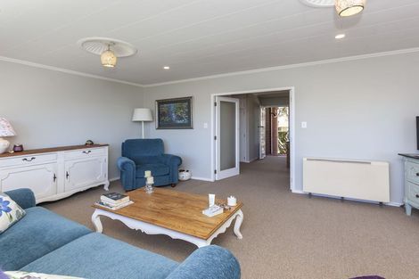 Photo of property in 75 Eatwell Avenue, Paraparaumu Beach, Paraparaumu, 5032