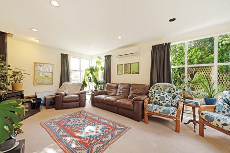 Photo of property in 16 Plymouth Street, Karori, Wellington, 6012