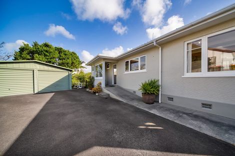Photo of property in 221 South Road, Spotswood, New Plymouth, 4310