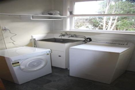 Photo of property in 50 Melrose Road, Island Bay, Wellington, 6023