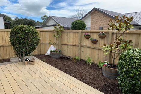 Photo of property in 2/321 Wairakei Road, Burnside, Christchurch, 8053