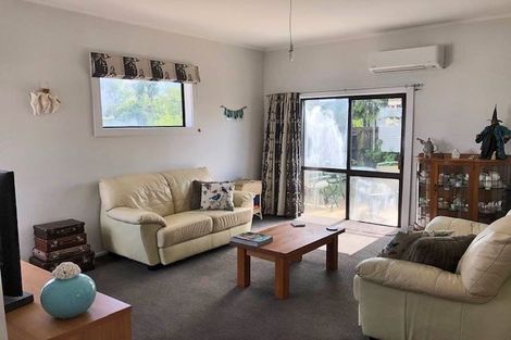 Photo of property in 335 Breezes Road, Aranui, Christchurch, 8061