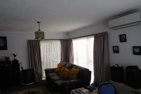 Photo of property in 24 Memphis Grove, Totara Park, Upper Hutt, 5018