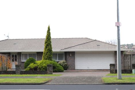 Photo of property in 1/242 Botany Road, Golflands, Auckland, 2013