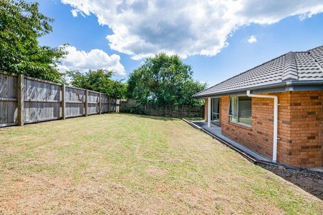 Photo of property in 30 Legacy Drive, Henderson, Auckland, 0612