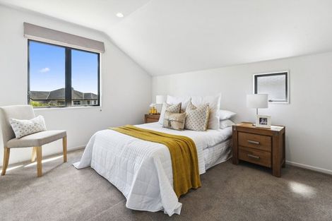 Photo of property in 9/64 Schnapper Rock Road, Schnapper Rock, Auckland, 0632