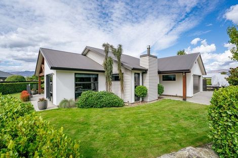 Photo of property in 1 Finch Street, Albert Town, Wanaka, 9305