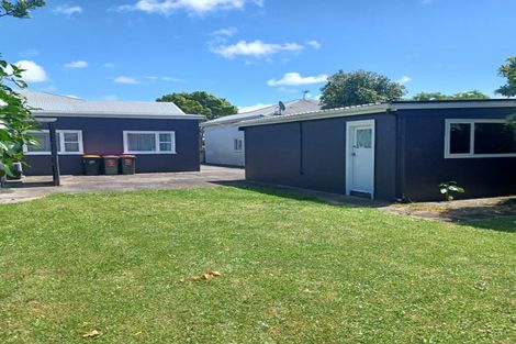 Photo of property in 19 Hereford Street, West End, Palmerston North, 4410