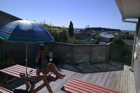 Photo of property in 35 Glamis Avenue, Bell Block, New Plymouth, 4312