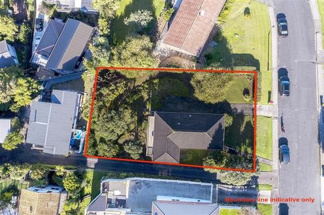 Photo of property in 12 Barker Rise, Northcross, Auckland, 0632