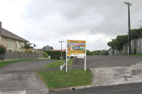 Photo of property in 13 Colonial Road, Chatswood, Auckland, 0626