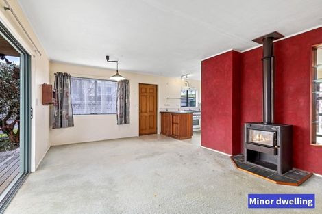 Photo of property in 63 Red Beach Road, Red Beach, 0932