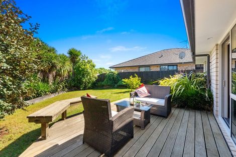 Photo of property in 11 Patu Way, Patumahoe, Pukekohe, 2679