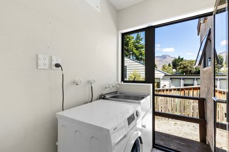 Photo of property in 13a Avalon Crescent, Fernhill, Queenstown, 9300