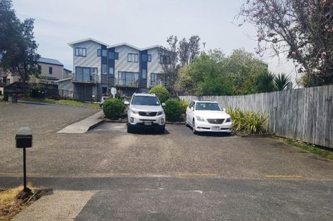 Photo of property in 693 East Coast Road, Browns Bay, Auckland, 0630