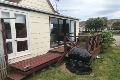 Photo of property in 130a Miramar Avenue, Miramar, Wellington, 6022