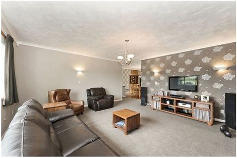 Photo of property in 243 Woodside Road, Matangi, Hamilton, 3284