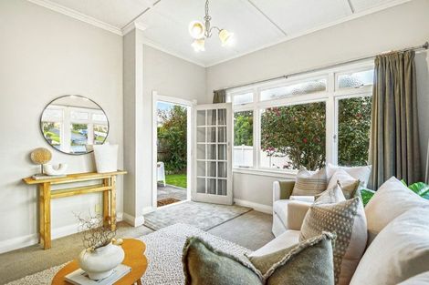 Photo of property in 1/52 Richmond Avenue, Northcote Point, Auckland, 0627