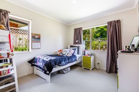 Photo of property in 14 Semillon Avenue, Henderson, Auckland, 0612