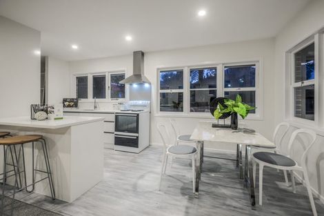 Photo of property in 47 Grande Vue Road, Hillpark, Auckland, 2102