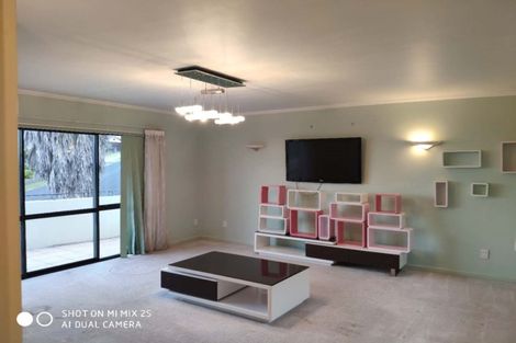 Photo of property in 55 Penguin Drive, Murrays Bay, Auckland, 0630