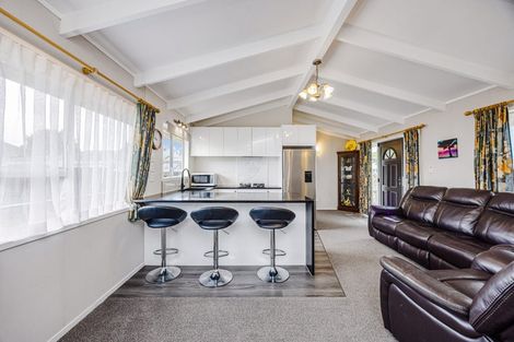 Photo of property in 2/40 Laurie Avenue, Papakura, 2110