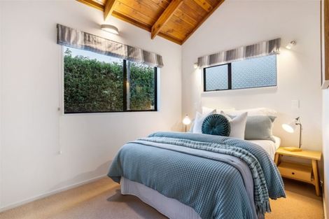 Photo of property in 1/31 Corunna Road, Milford, Auckland, 0620