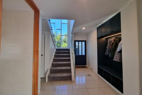 Photo of property in 2/14 Thelma Crescent, Torbay, Auckland, 0630