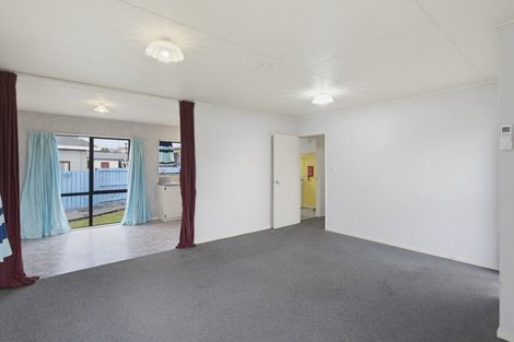 Photo of property in 23 Douglas Street, Levin, 5510