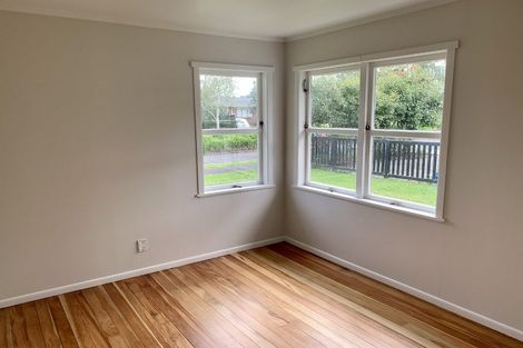 Photo of property in 1 Saint Lukes Place, Bader, Hamilton, 3206