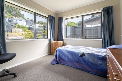 Photo of property in 36 Turriff Crescent, Kenepuru, Porirua, 5022