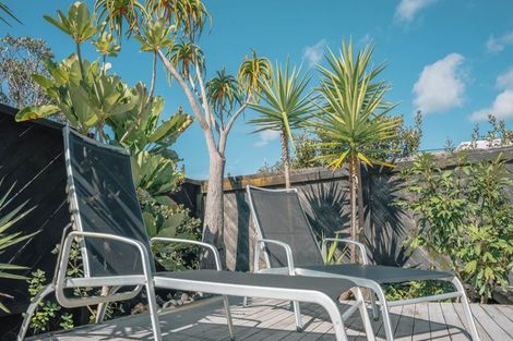 Photo of property in 3 Ruby Cove, Omaha, 0986