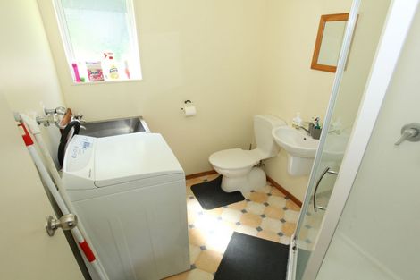 Photo of property in 8c Robert Street, Raglan, 3225