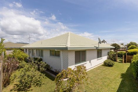 Photo of property in 160 Pacific View Road, Papamoa Beach, Papamoa, 3118