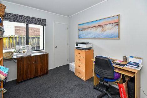 Photo of property in 187 Walter Strevens Drive, Conifer Grove, Takanini, 2112