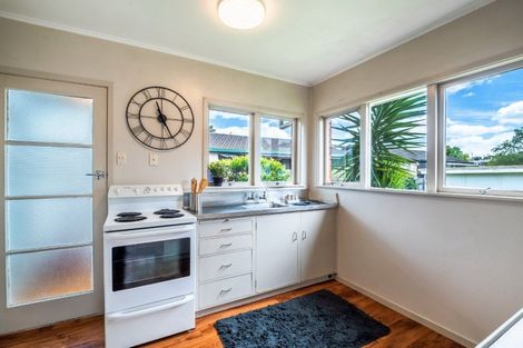 Photo of property in 6/43 Shakespeare Road, Milford, Auckland, 0620